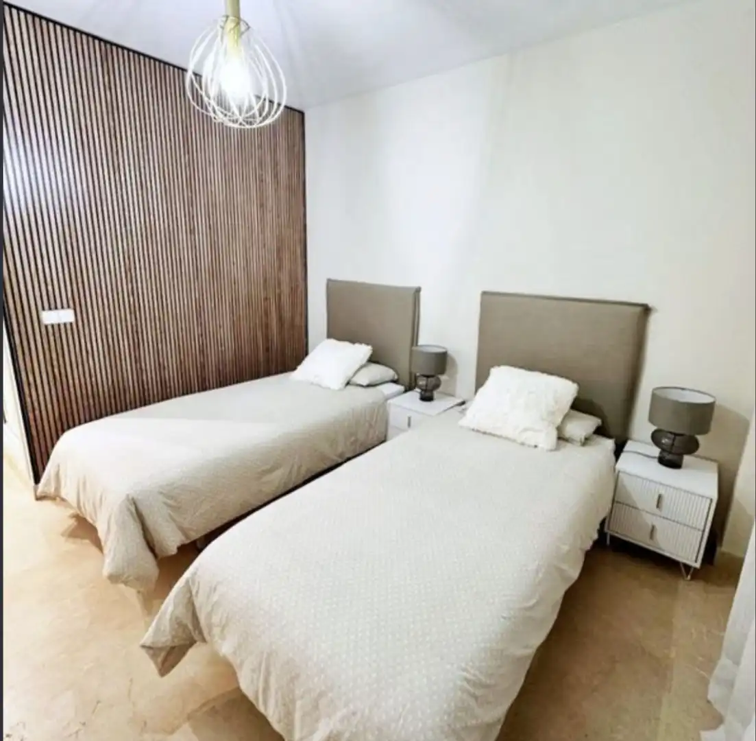 Schlafzimmer von Maisonette zur Miete in Benahavís mit Klimaanlage, Heizung und Terrasse