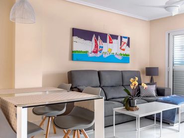 Apartament amb piscina de lloguer a Carrer José Segrelles
