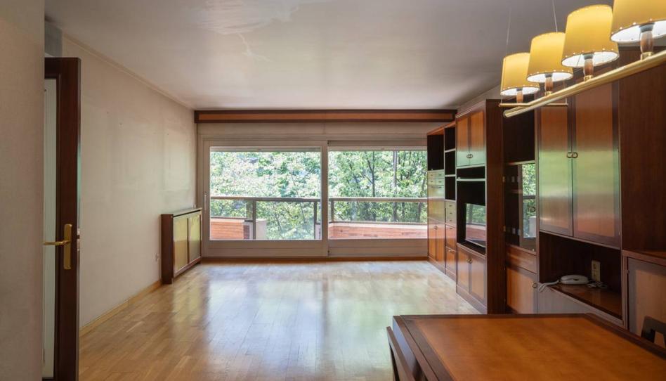 Foto 1 de Pis en venda a Jacint Verdaguer, Centre, Barcelona