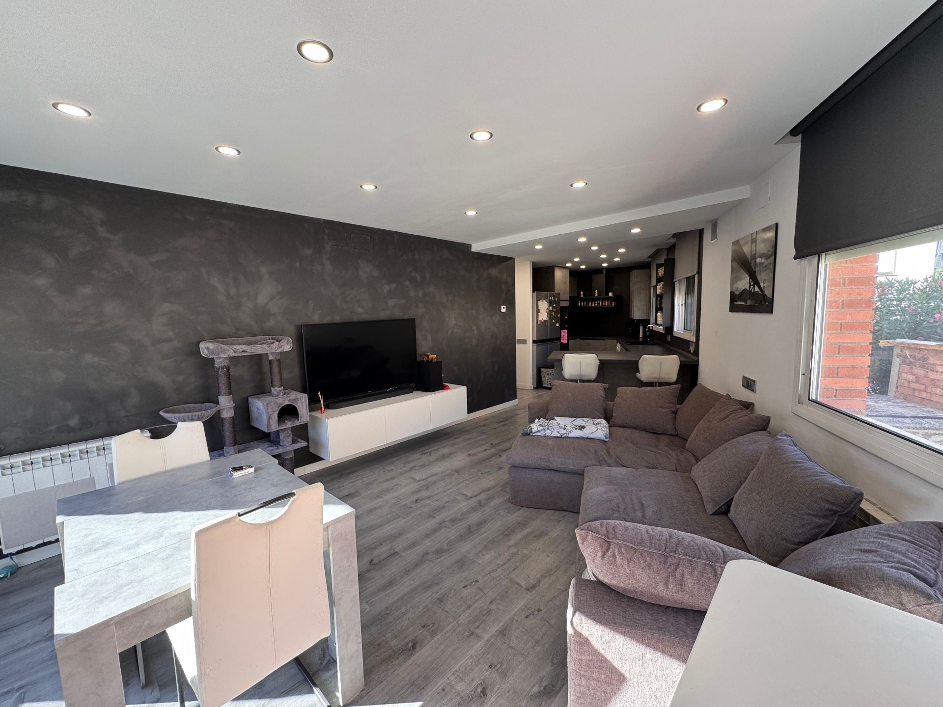 Flat for sale in Canovelles