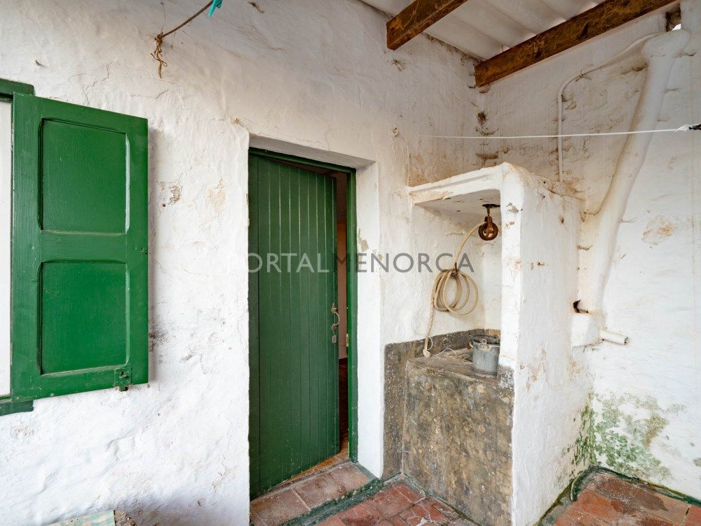 Country house for sale in Sant Lluís