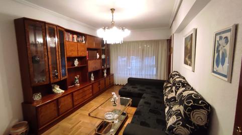 Foto 2 de Pis en venda a Zubiaurre Kalea, Ermua, Bizkaia