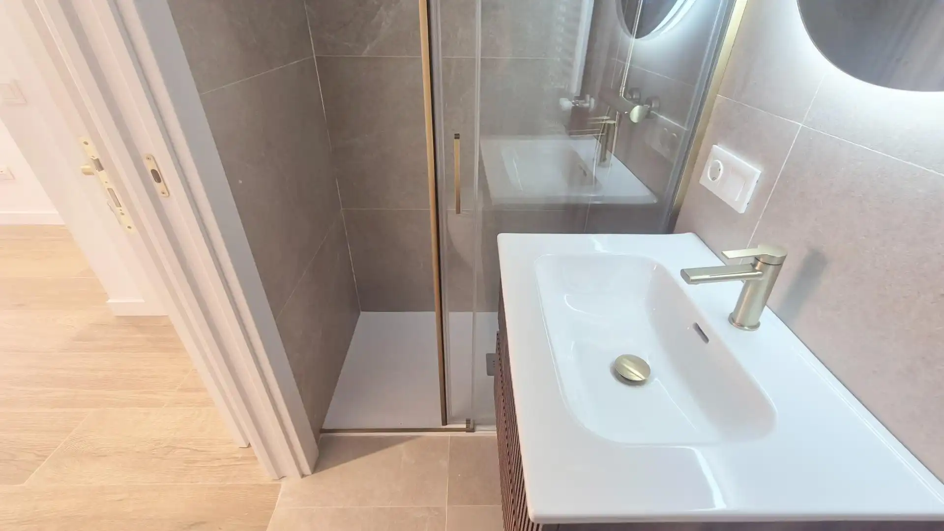 Bany de Pis en venda en Salamanca amb Calefacció i Balcó