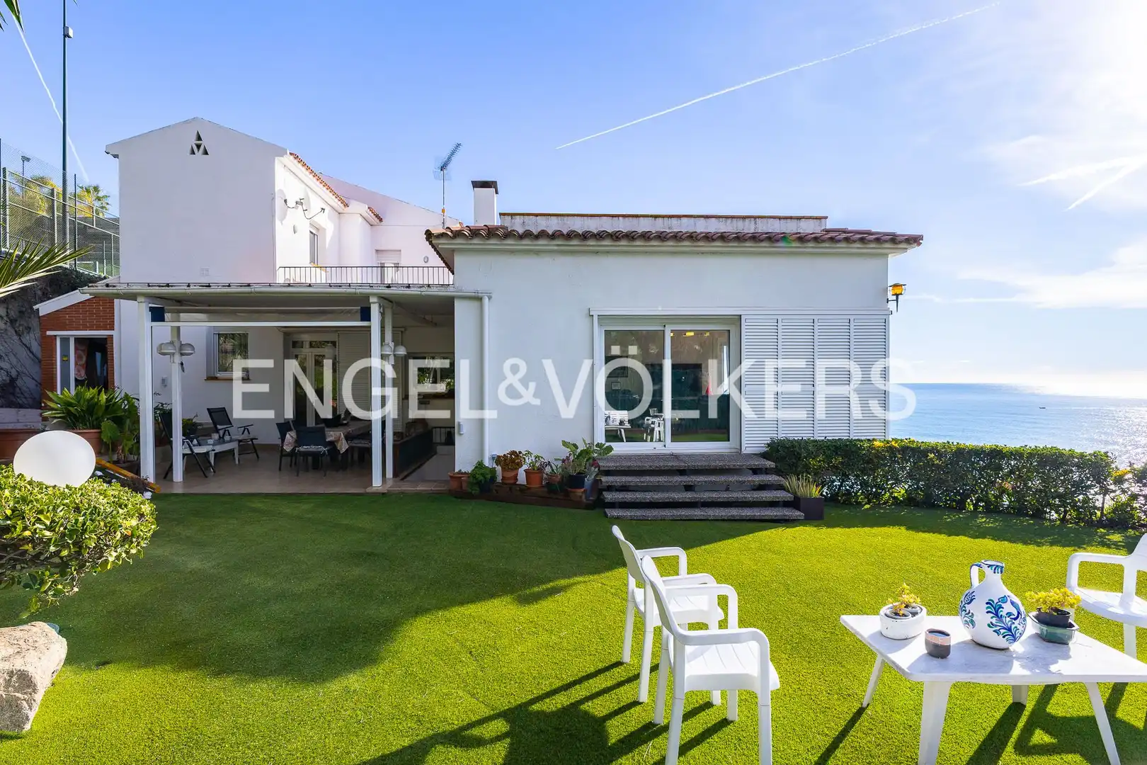 Vista exterior de Casa o chalet en venta en Arenys de Mar con Aire acondicionado, Calefacción y Jardín privado