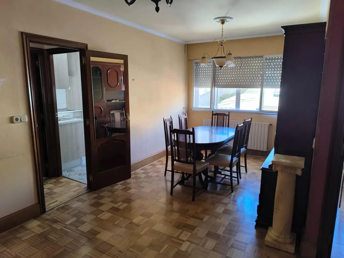 Comedor de Piso en venta en Santiago de Compostela  con Calefacción, Jardín privado y Trastero