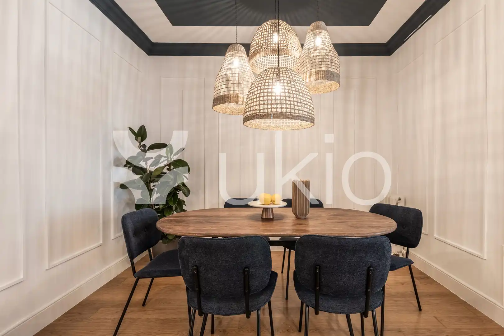 Dining room of Flat for rent in Madrid  with Air Conditioner, Heating and Terrace