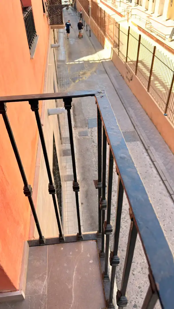 Vista exterior de Apartament de lloguer en Granada amb Moblat, Rentadora i Microones
