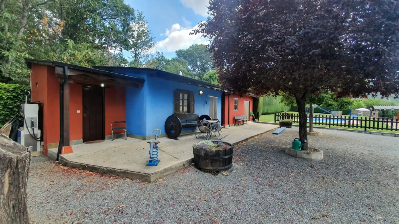 Finca rústica en venda a Camino Iglesia, 3, Carucedo