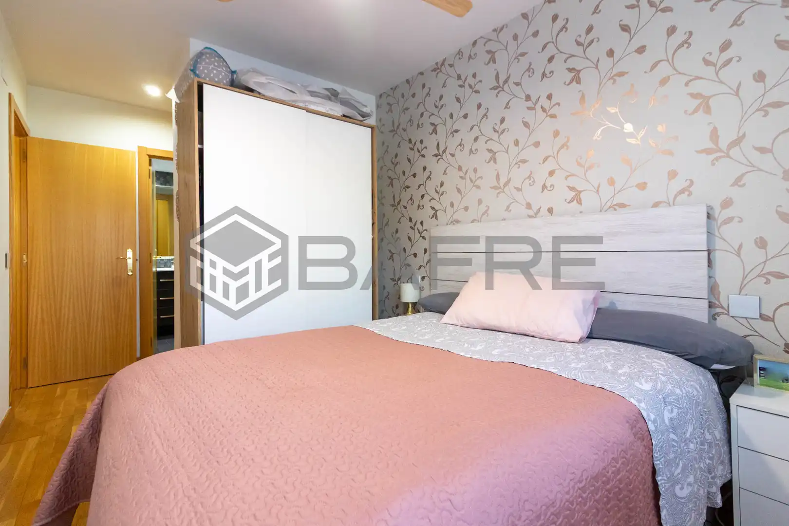 Schlafzimmer von Wohnung zum Verkauf in Madrid mit Klimaanlage, Heizung und Parkett