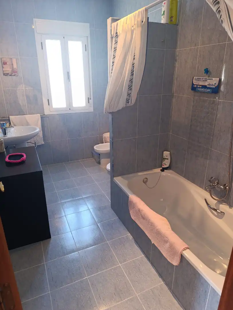 Bany de Casa o xalet en venda en Mata de Alcántara amb Moblat