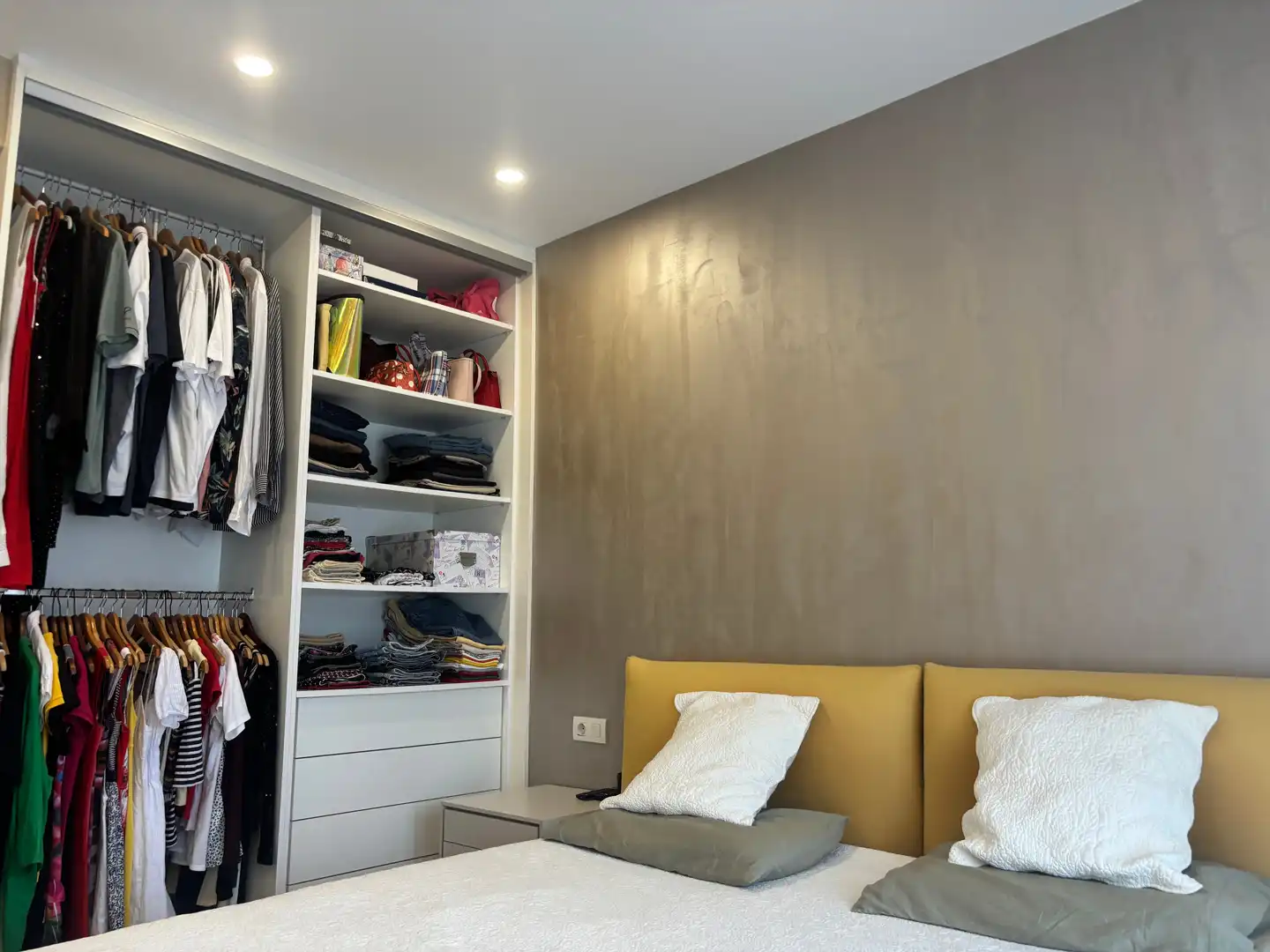 Habitación de Apartamento en venta en Lloret de Mar con Aire acondicionado, Piscina y Balcón