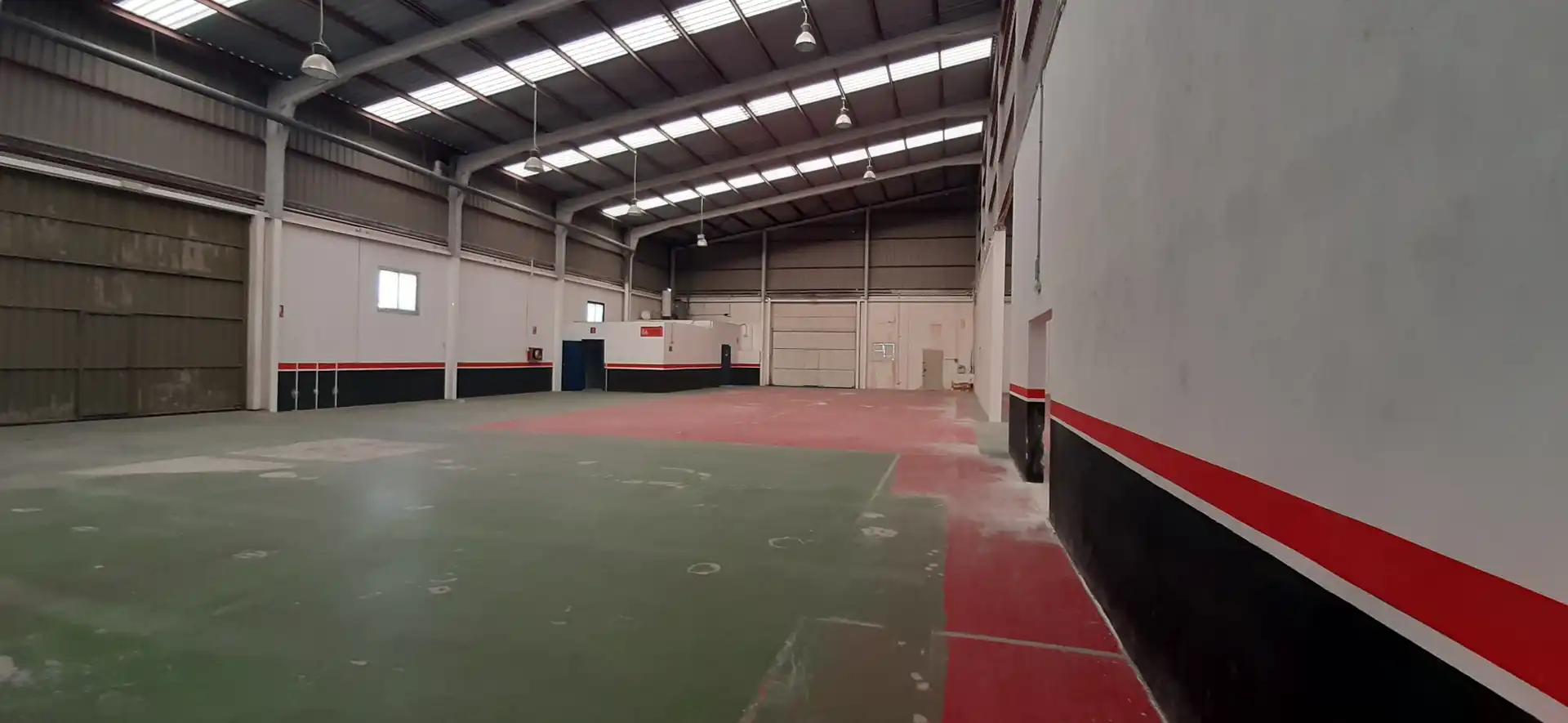 Nave industrial de alquiler en Picassent