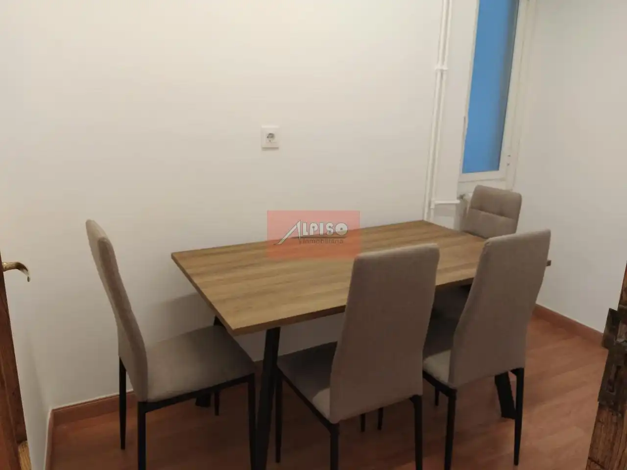 Comedor de Piso de alquiler en Ourense Capital  con Calefacción, Amueblado y Balcón