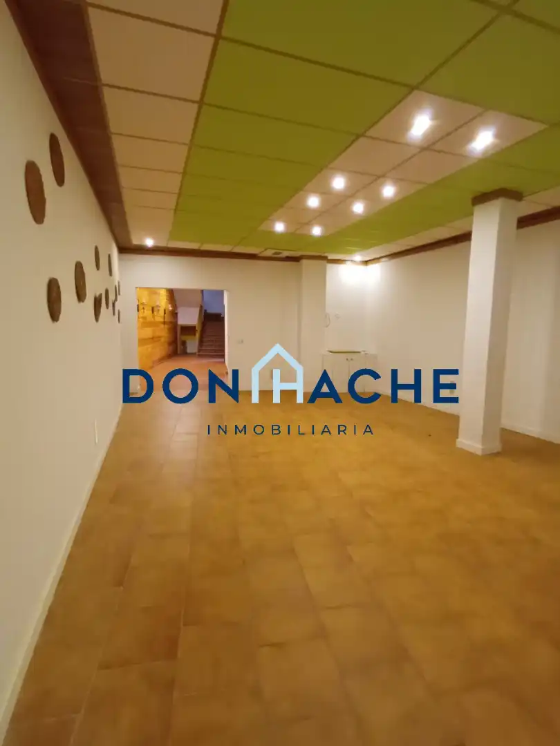 Local commercial à louer à Calle José Ramón Mélida 26, imagen 3