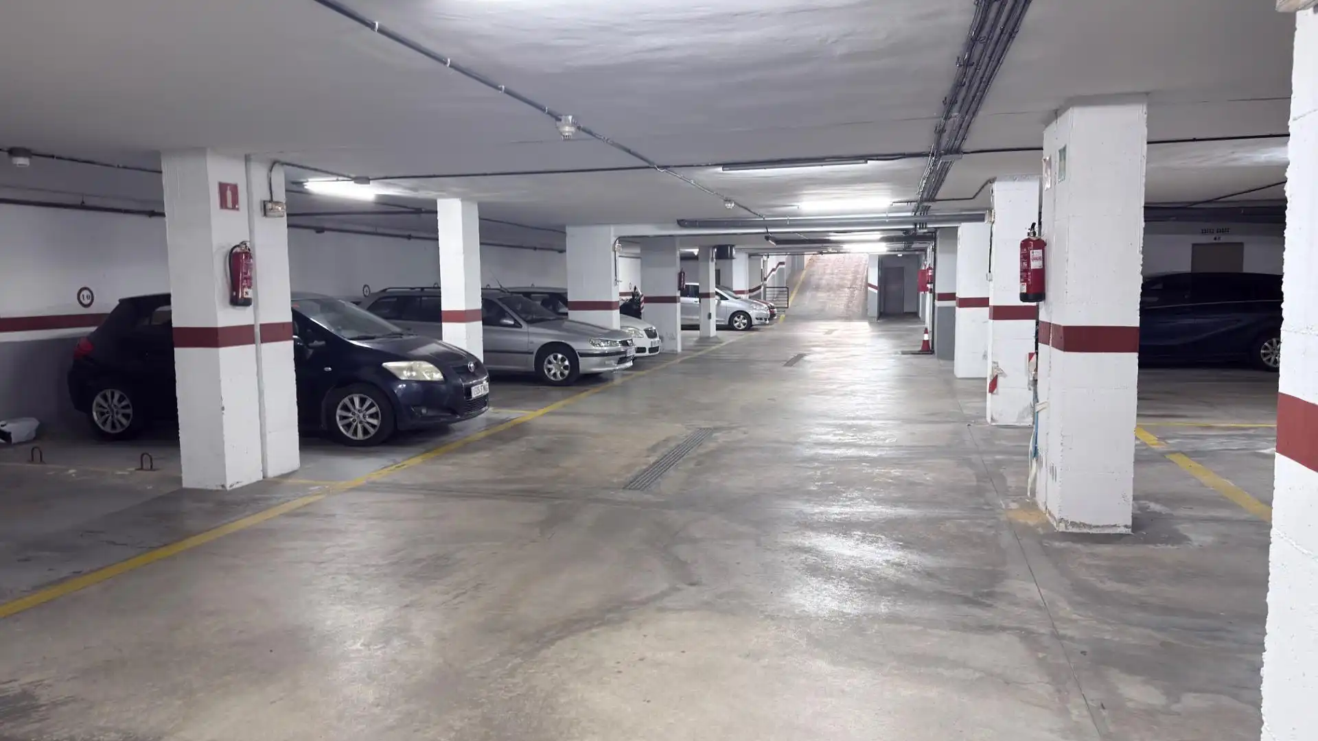 Parking de Piso en venta en Huelva con Amueblado