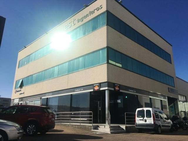 Local comercial en Venta en Carbajosa de la Sagrada