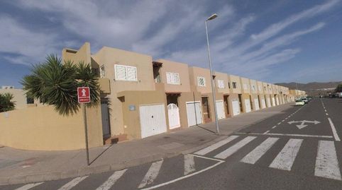 Foto 2 de Casa adosada en venda a Guaniles Los, 13, Vecindario - El Doctoral - Cruce de Sardina, Santa Lucía de Tirajana