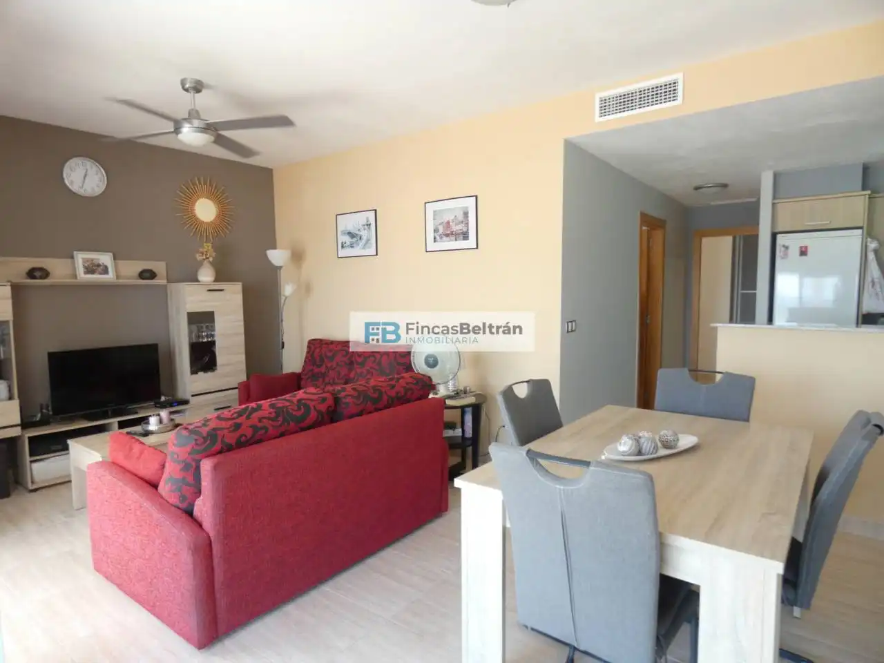 Casa amb terrassa en venda a Avenida Dinamarca, imagen 4