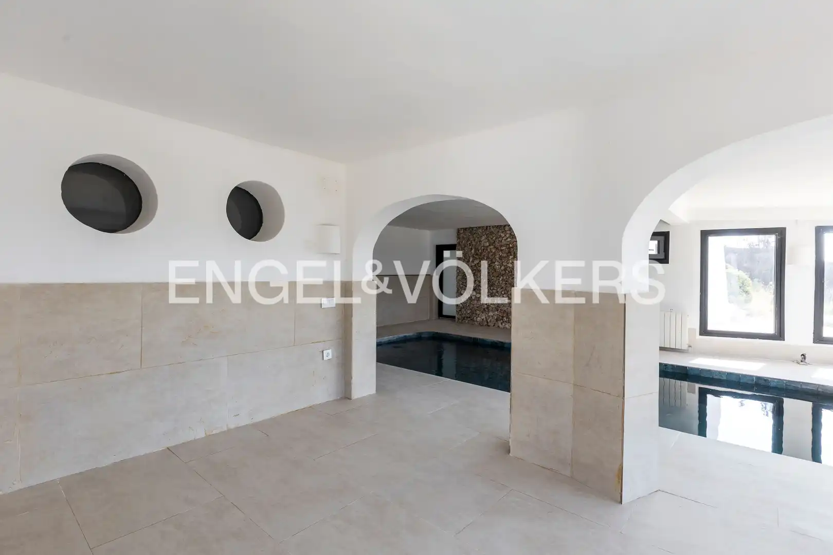 Swimming pool of Houses for rent in Ciudalcampo  with Air Conditioner, Heating and Private garden