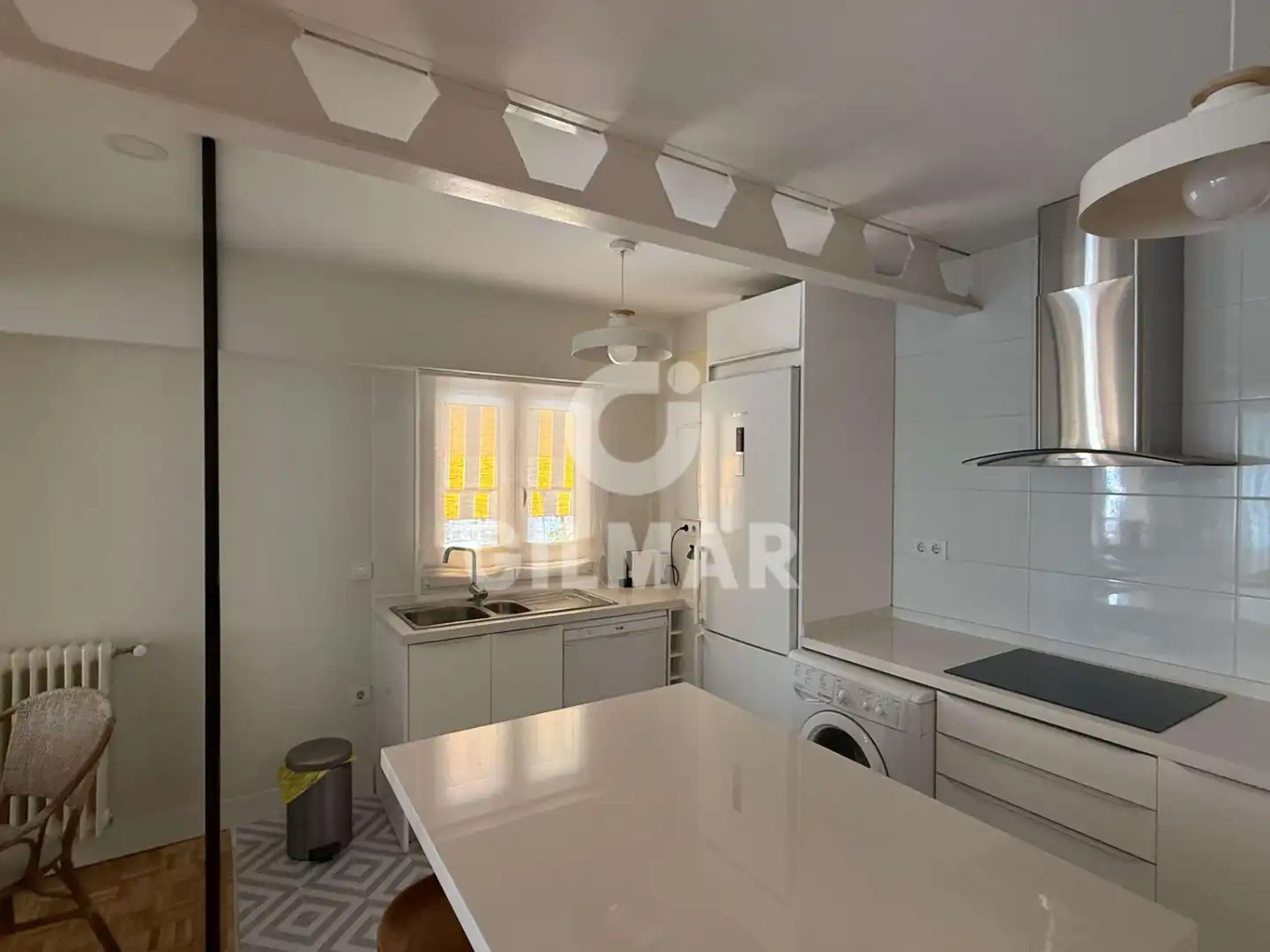 Kitchen of Flat for rent in Sevilla  with Air Conditioner, Heating and Parquet flooring