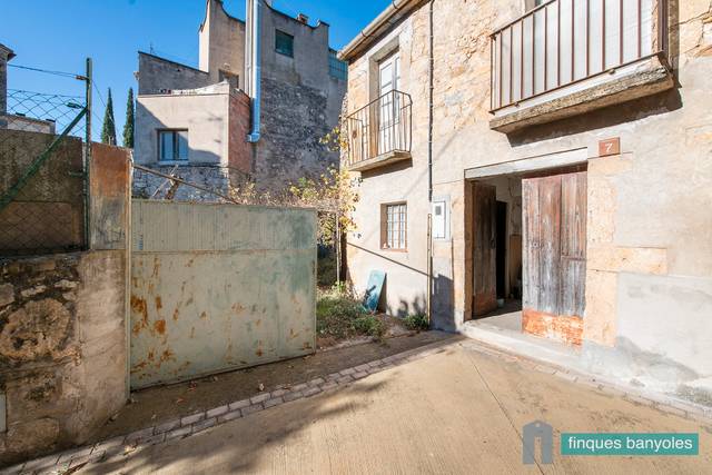 Finca rústica en Venta en Carrer de Sant Miquel, 4 en Serinyà