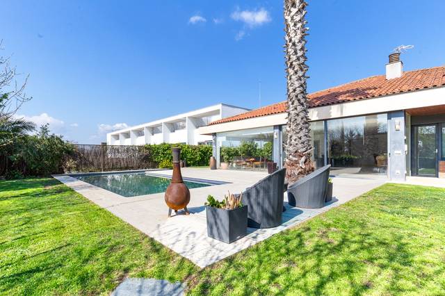 Casa-chalet en Venta en APEL·LES MESTRES en Ciutat Diagonal