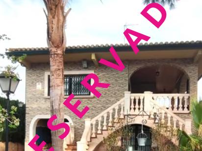 Vista exterior de Casa o xalet en venda en Montserrat amb Calefacció, Jardí privat i Terrassa