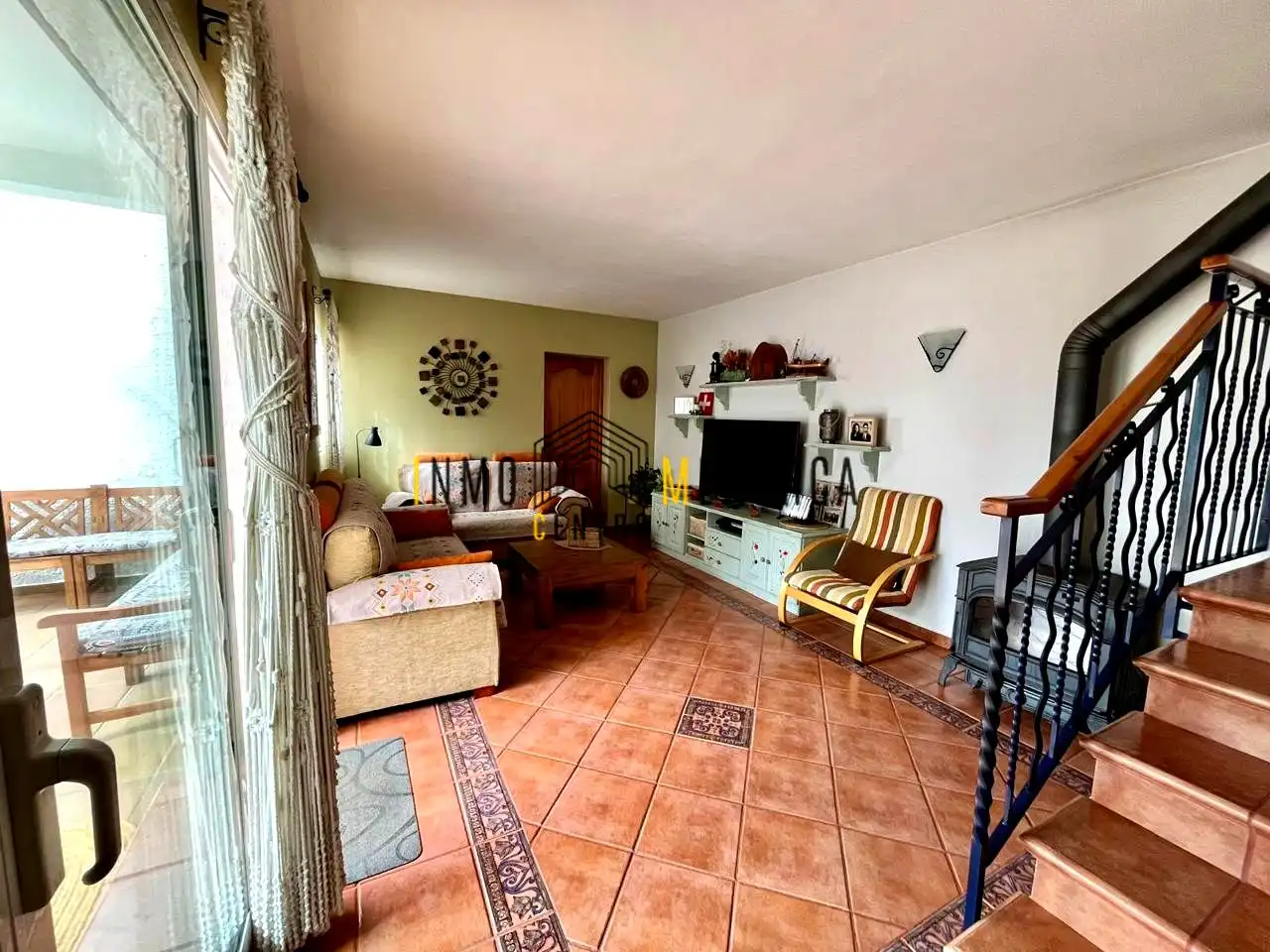 Sala d'estar de Casa adosada en venda en Ciutadella de Menorca amb Jardí privat i Terrassa