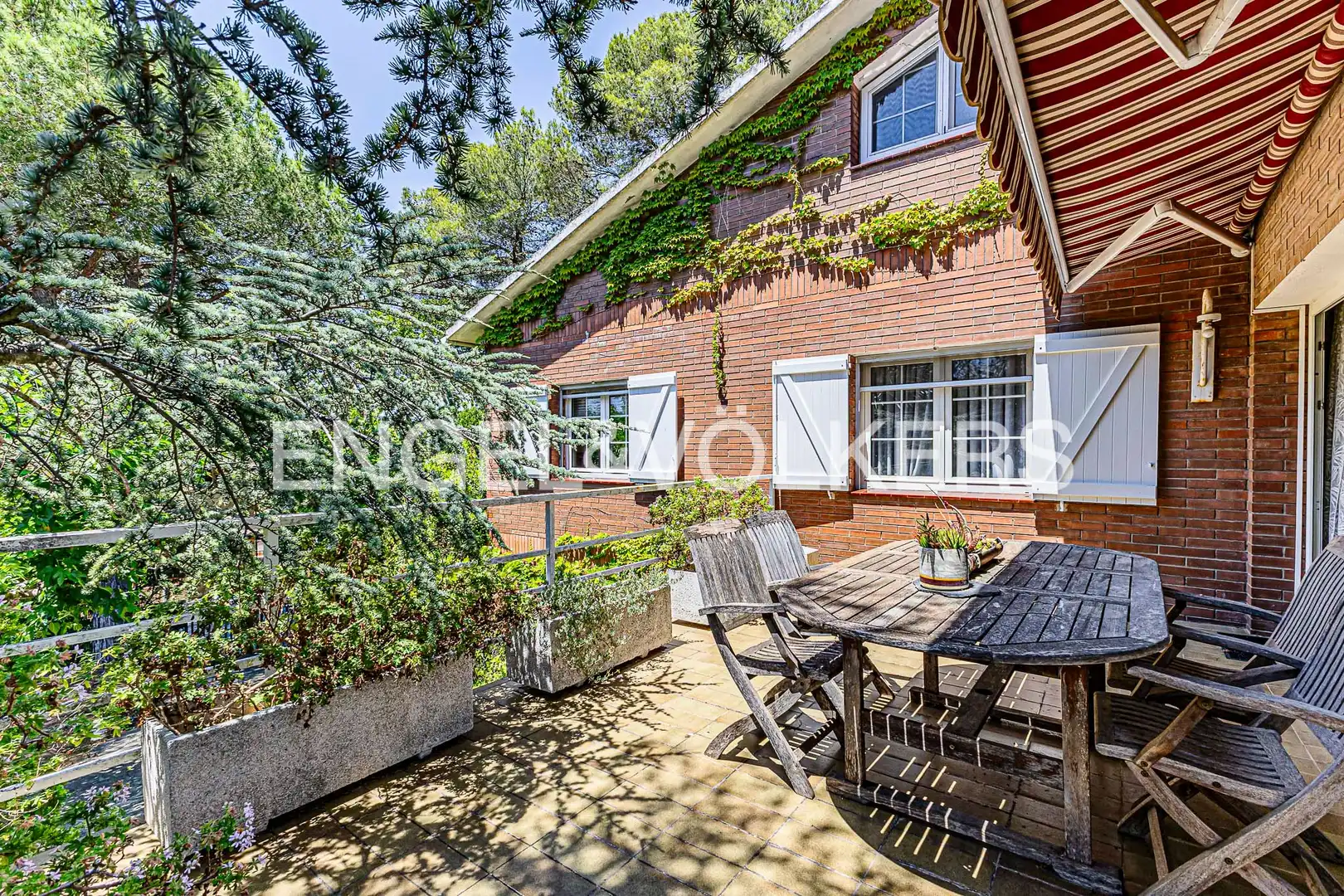 Casa con jardín en venta en Begues, imagen 3