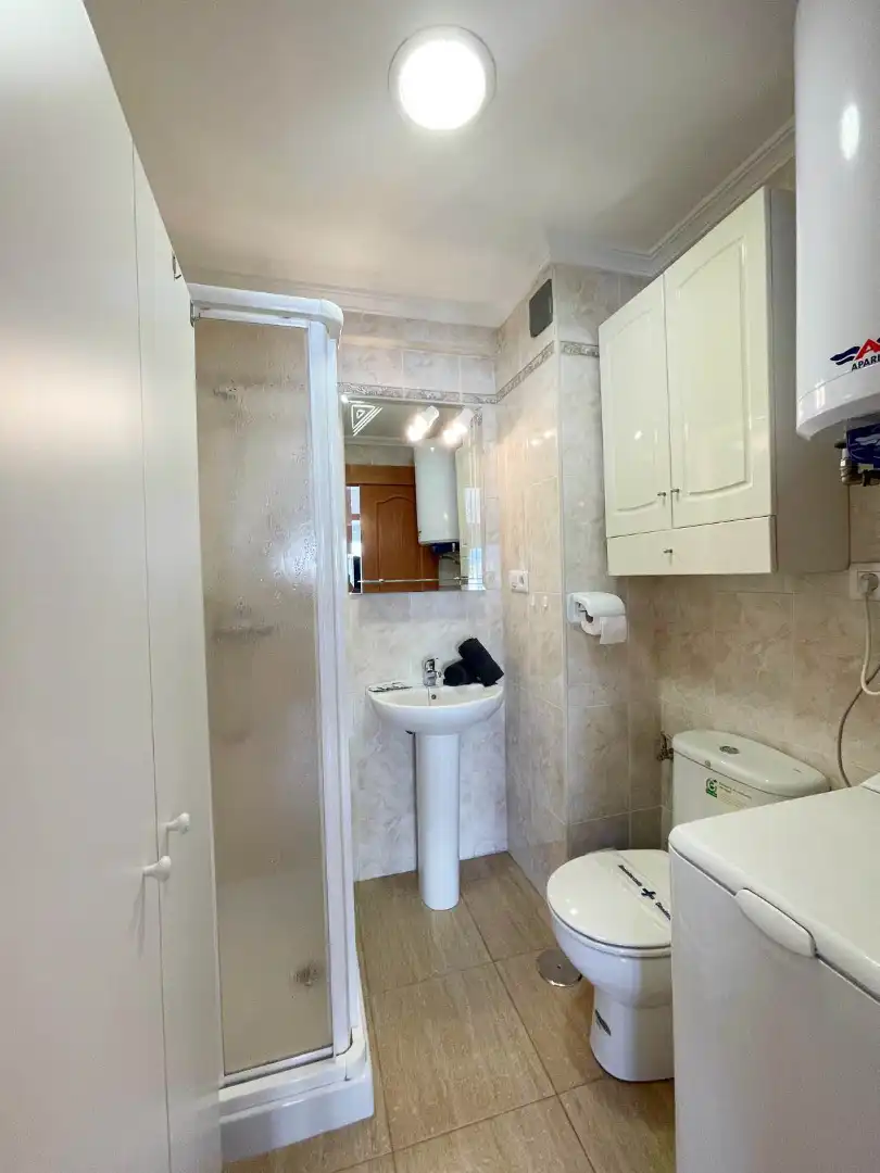 Bathroom of Apartments for sale in Vélez-Málaga  with Air Conditioner, Terrace and Furnished