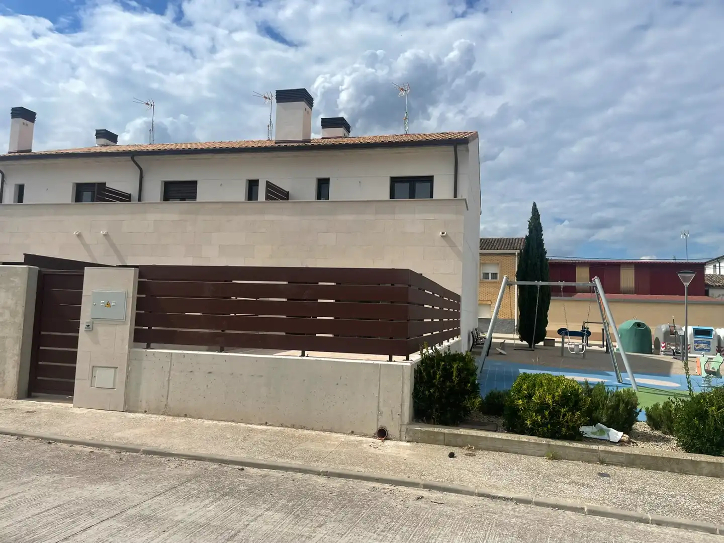 Vista exterior de Casa o chalet en venta en Andosilla con Aire acondicionado, Calefacción y Jardín privado