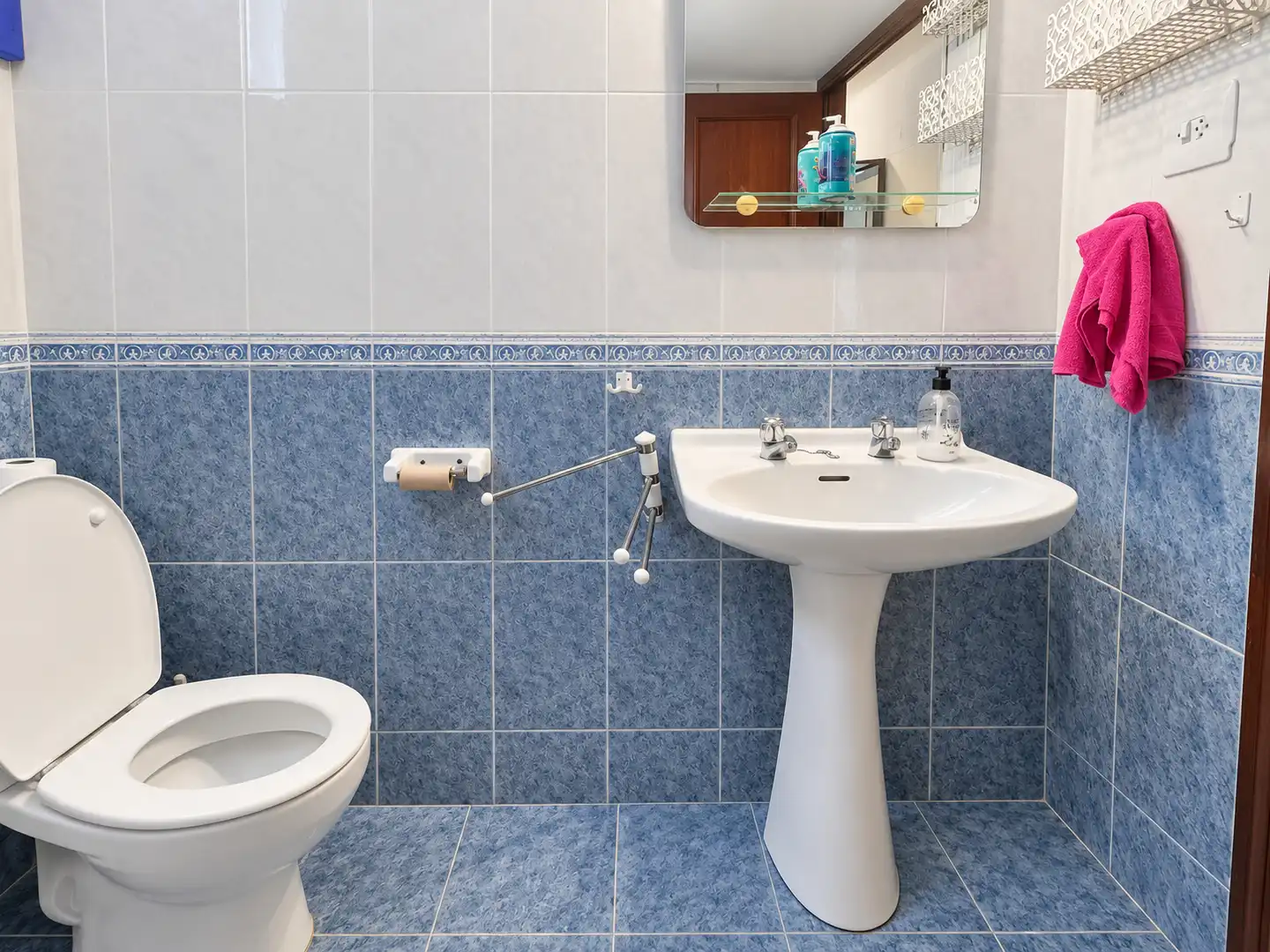 Bathroom of Flat for sale in Sagunto / Sagunt  with Terrace, Furnished and Oven
