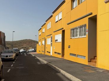 Chalet con balcón en venta en San Isidro