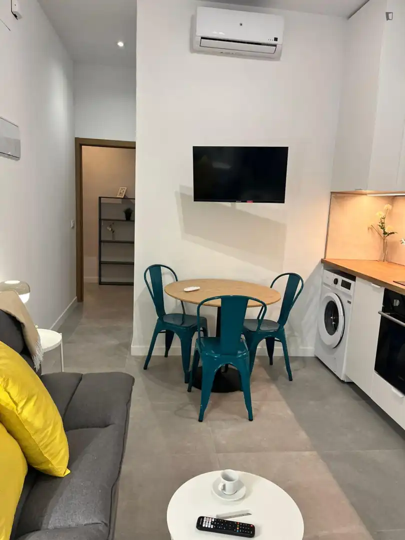 Apartament de lloguer en Valencia amb Aire condicionat, Moblat i Forn