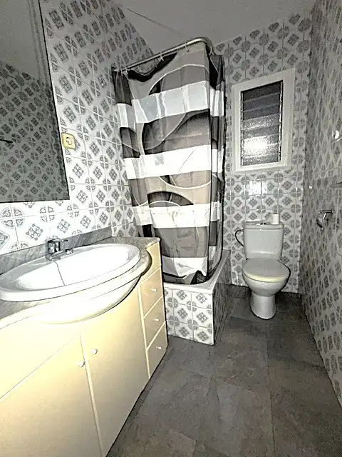 Bathroom of Flat for sale in Badalona  with Furnished and Balcony