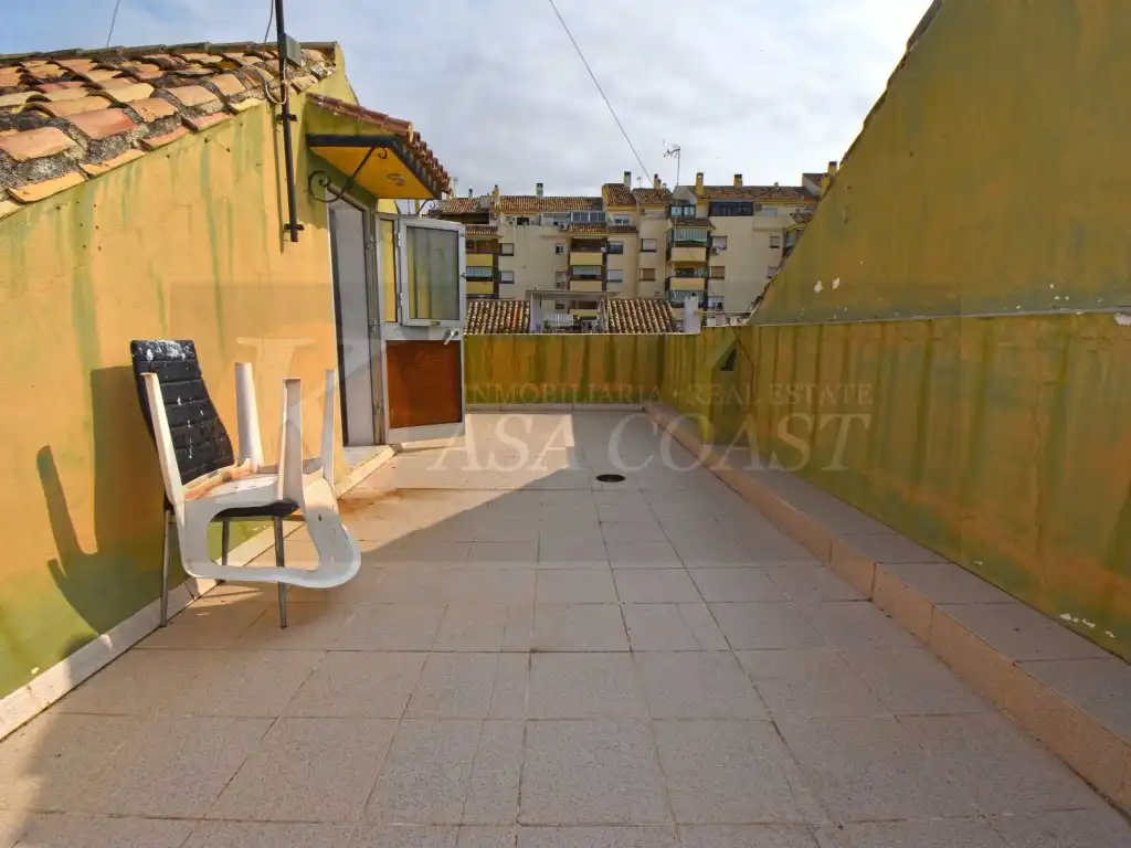 Casa adosada en venta en Los Boliches
