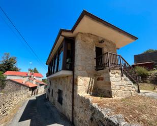 Vista exterior de Casa o xalet en venda en Maceda amb Aire condicionat i Piscina