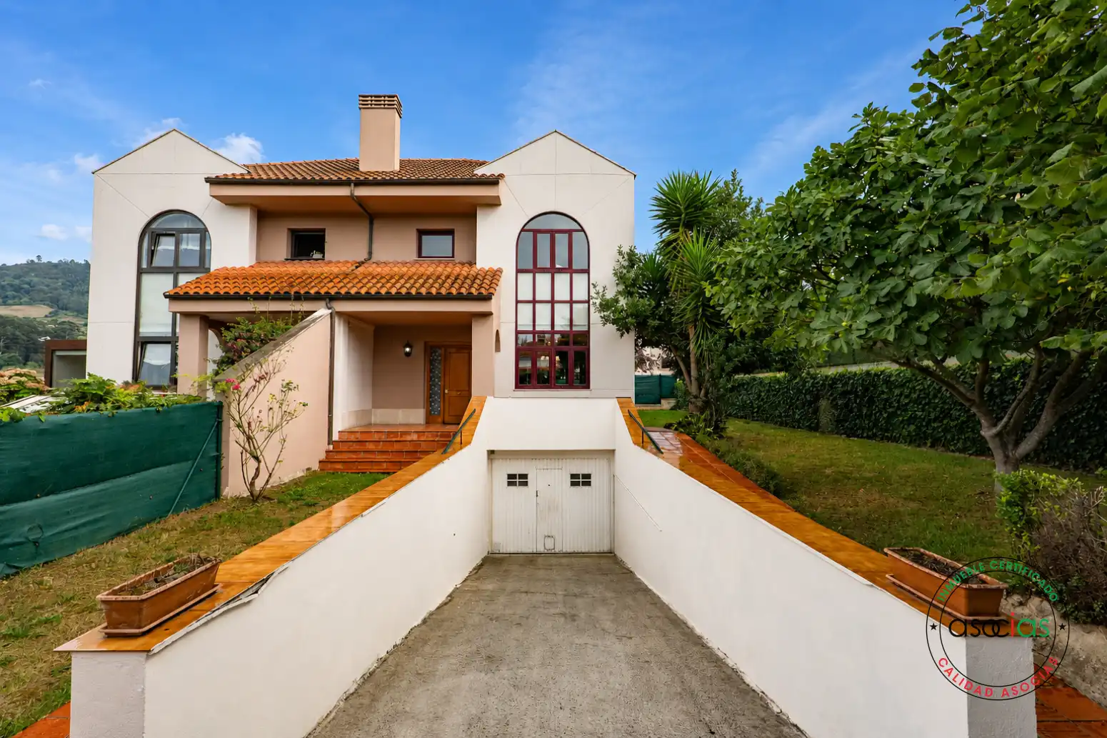 Exterior view of Detached homes for sale in Gijón   with Heating, Private garden and Parquet flooring