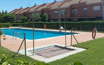 Piscina de Casa adosada en venda en Rivas-Vaciamadrid amb Aire condicionat i Terrassa