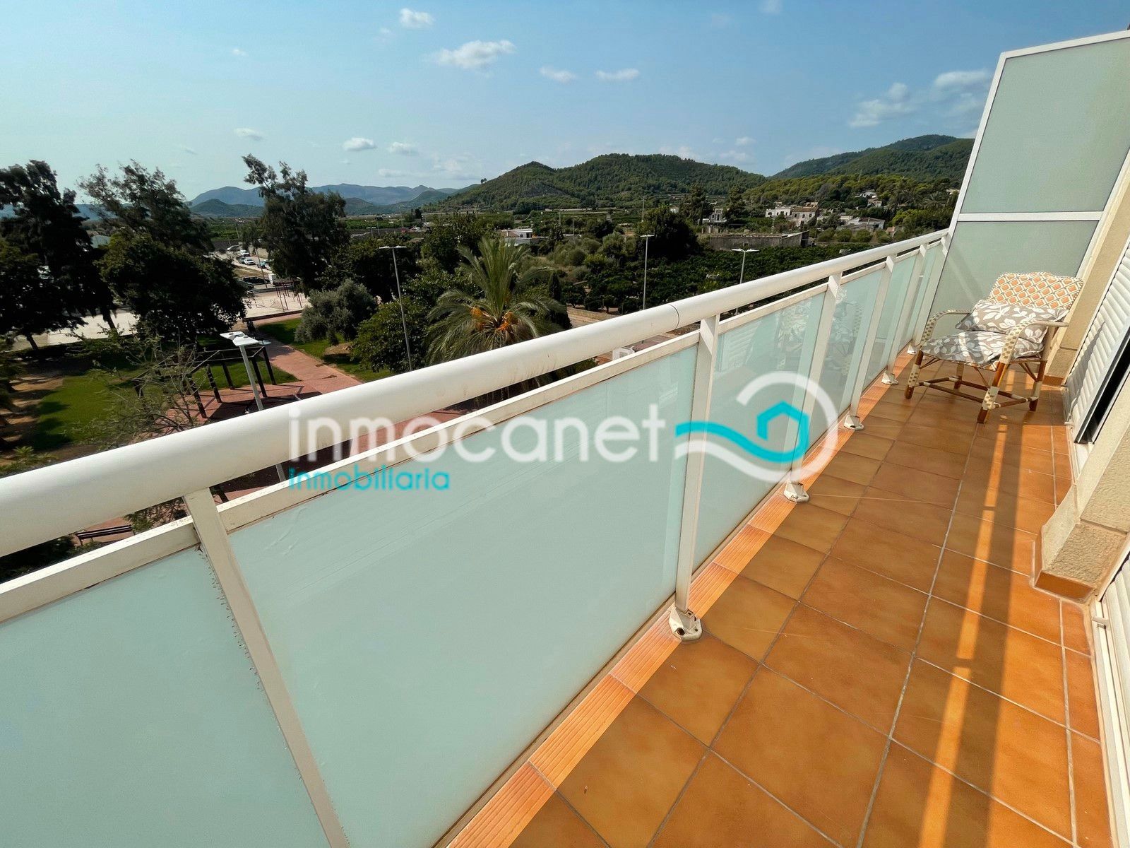 Exterior view of Apartment for sale in Oliva  with Air Conditioner, Storage room and Balcony