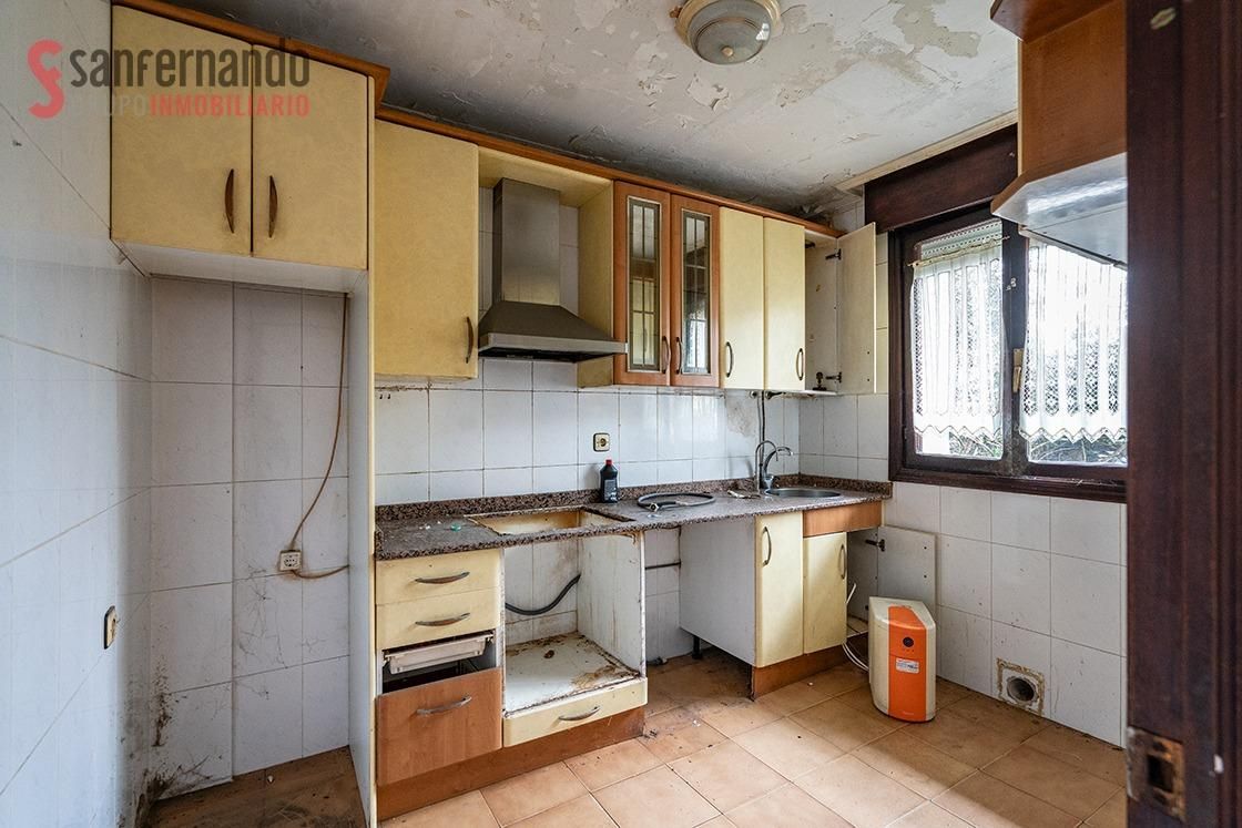 Kitchen of Planta baja for sale in Santander  with Private garden, Terrace and Storage room