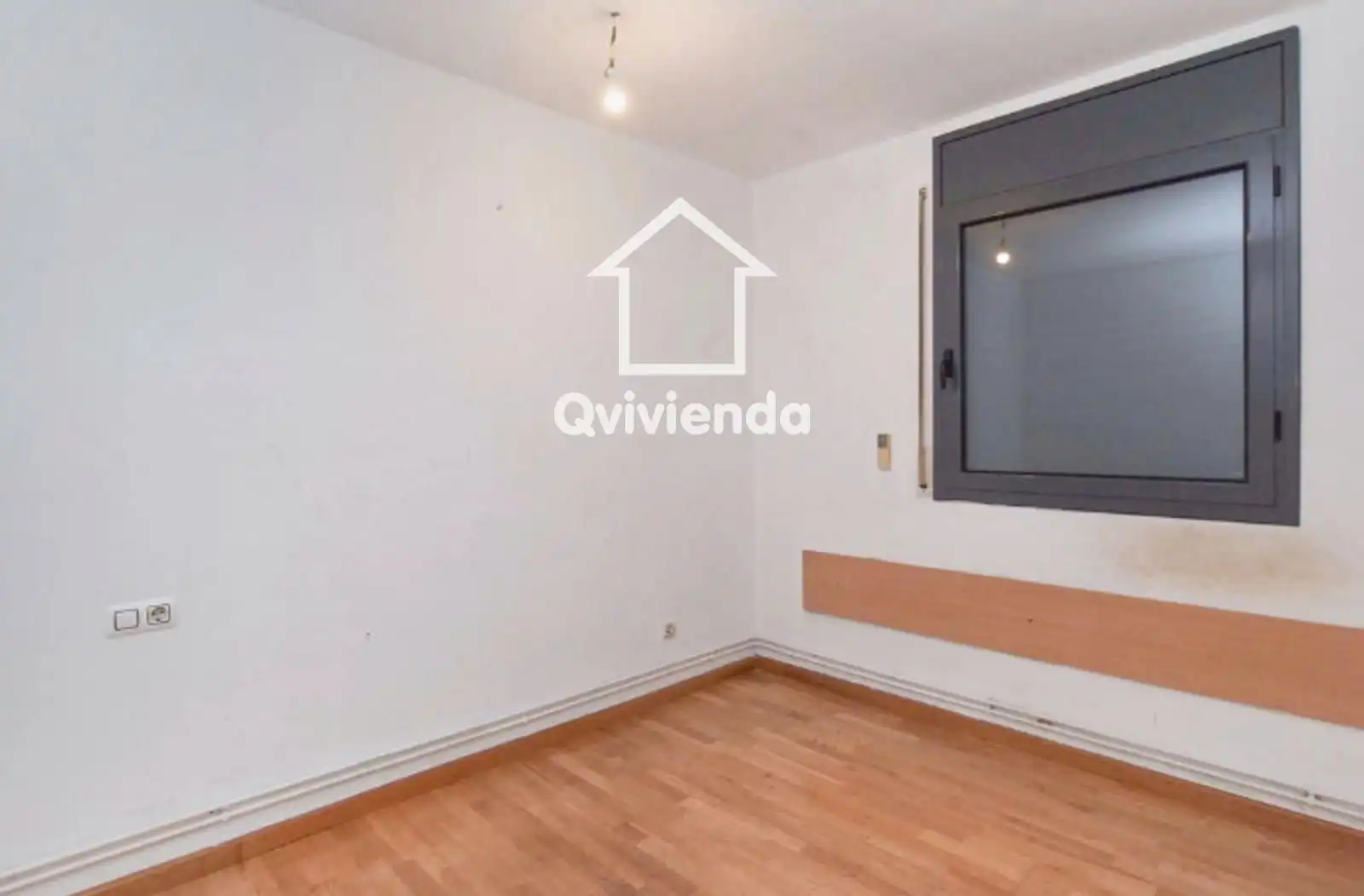 Habitación de Casa adosada en venta en Granollers