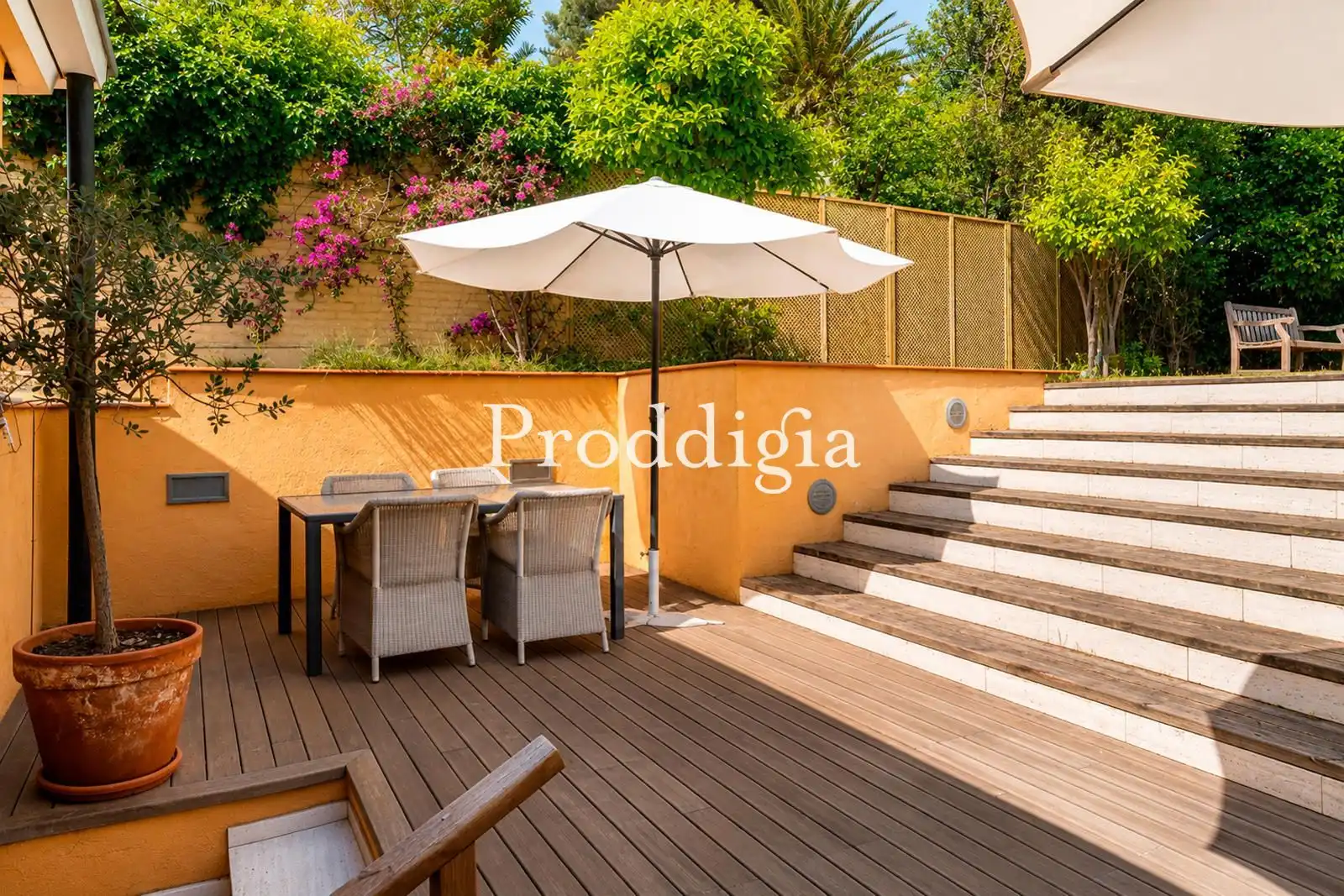 Terrasse von Wohnung zum Verkauf in Barcelona mit Klimaanlage, Heizung und Privatgarten