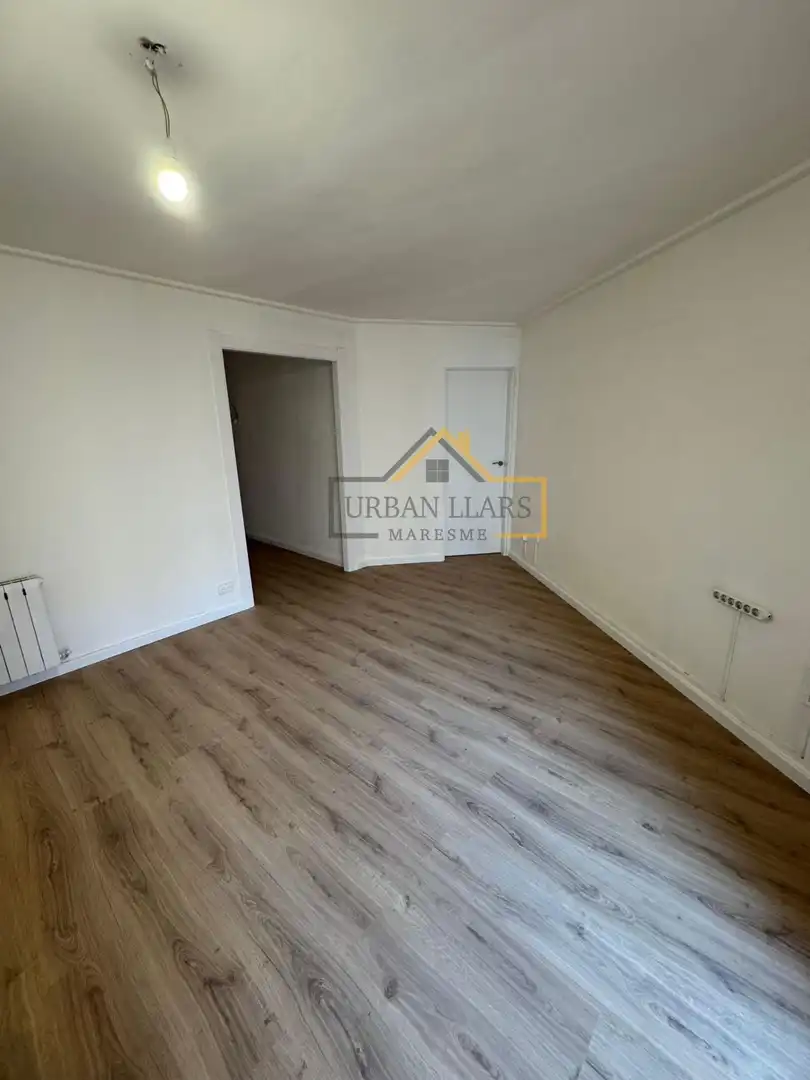 Piso en venta en Mataró con Aire acondicionado, Calefacción y Balcón