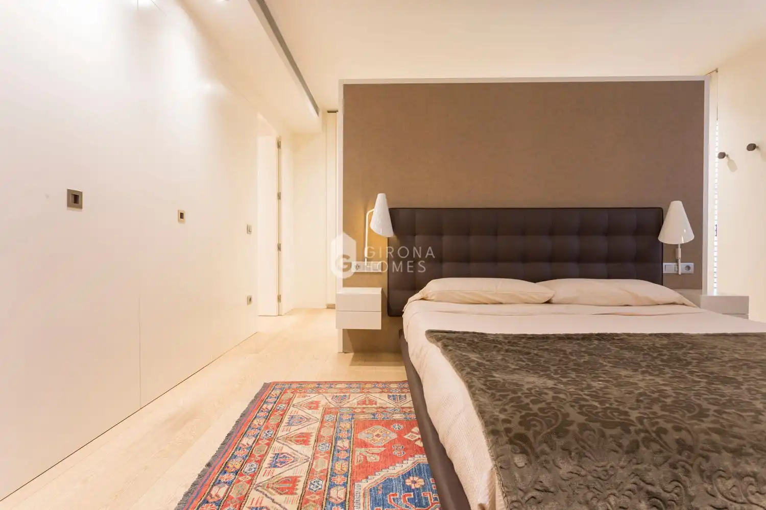 Schlafzimmer von Wohnungen zum Verkauf in Girona mit Klimaanlage, Heizung und Terrasse