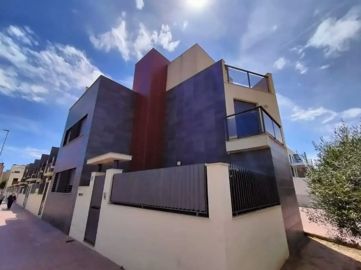 Exterior view of Detached homes for sale in Castellón de la Plana / Castelló de la Plana  with Terrace and Balcony