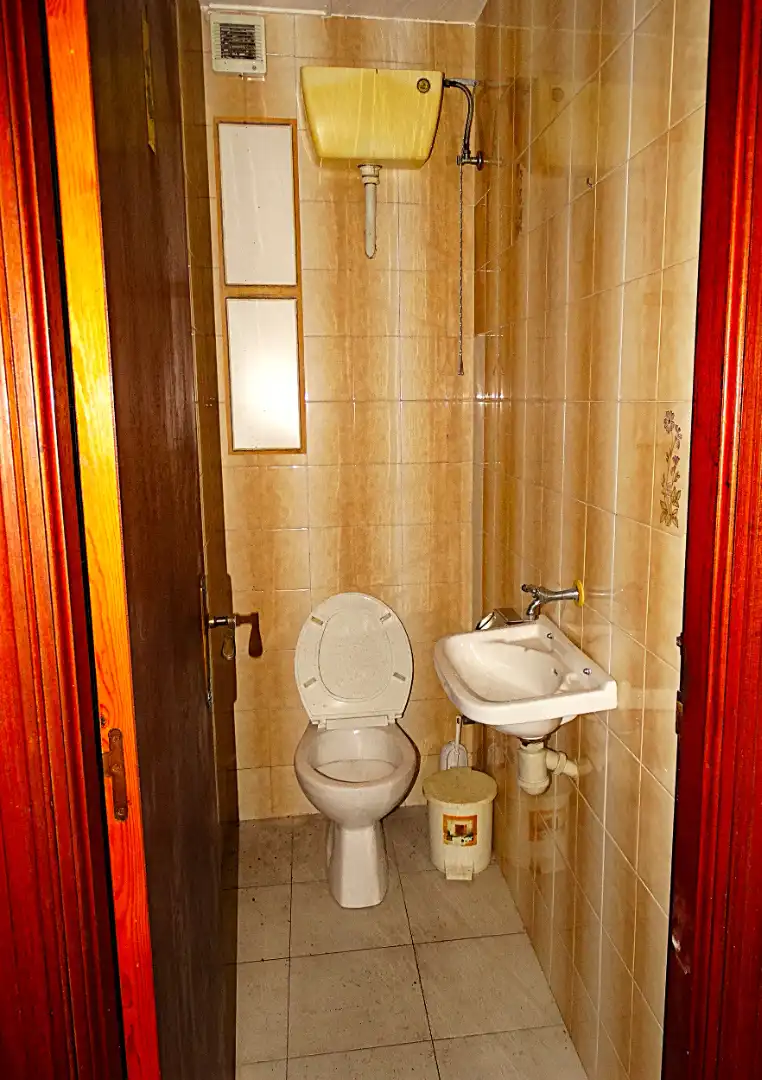 Badezimmer von Gebäude zum Verkauf in Mañón