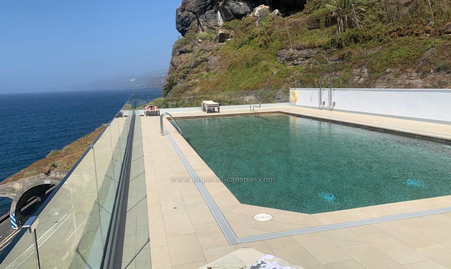 Piscina de Estudi en venda en Puerto de la Cruz amb Moblat i Piscina comunitària