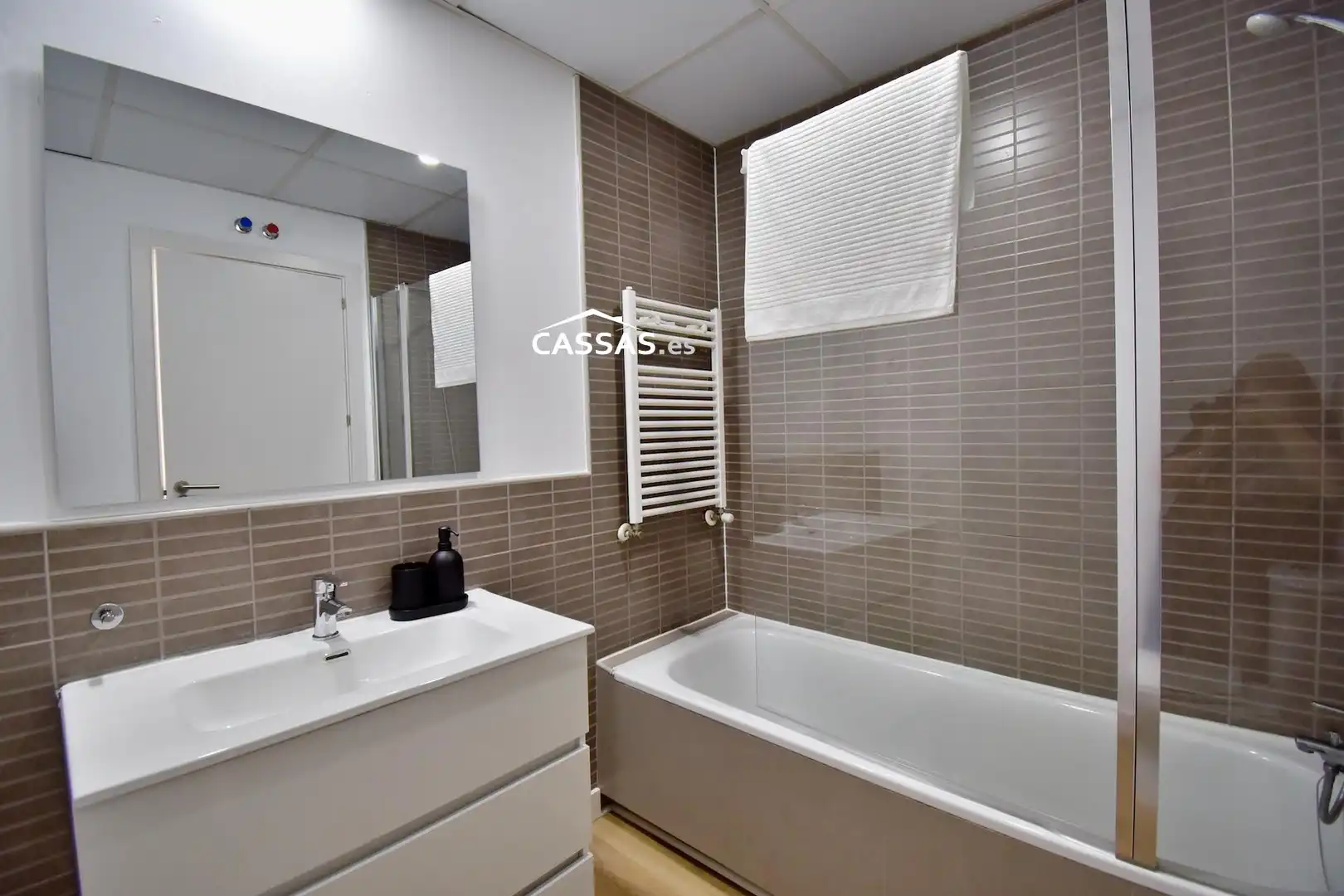 Piso con ascensor en venta en Calle juan bautista monegro, imagen 16