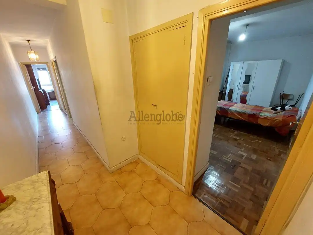 Piso en venta en Oviedo  con Calefacción